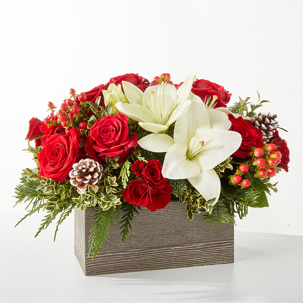 Snowy Wonderland Bouquet – C & C SENSATIONS, Waynesboro VA