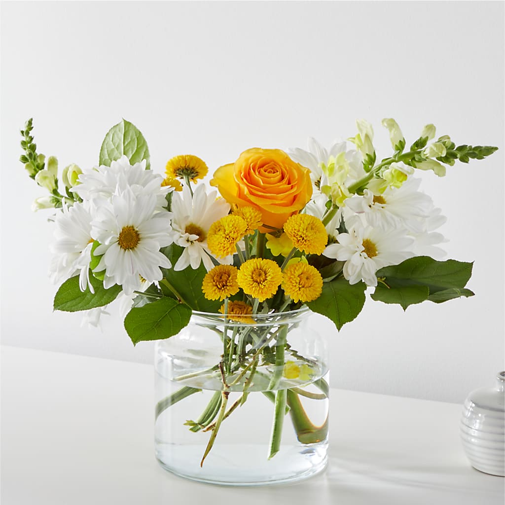 Sun Salutation Bouquet – C & C SENSATIONS, Waynesboro VA