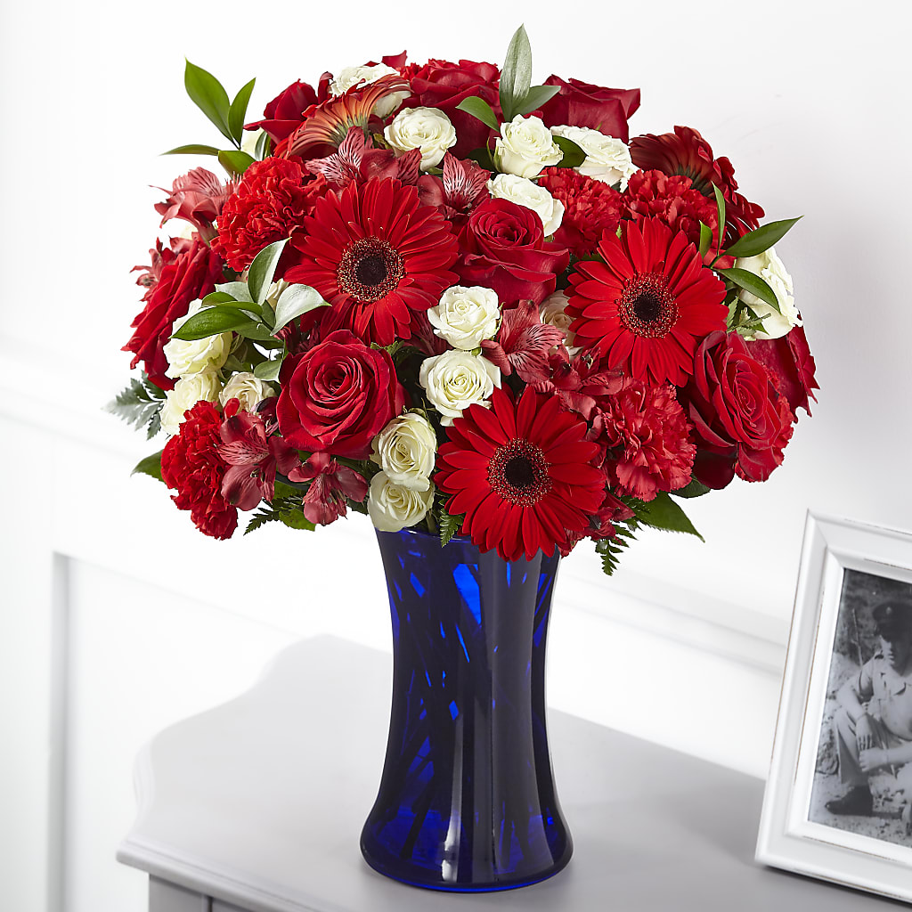 Hearts Embrace Bouquet – C & C SENSATIONS, Waynesboro VA