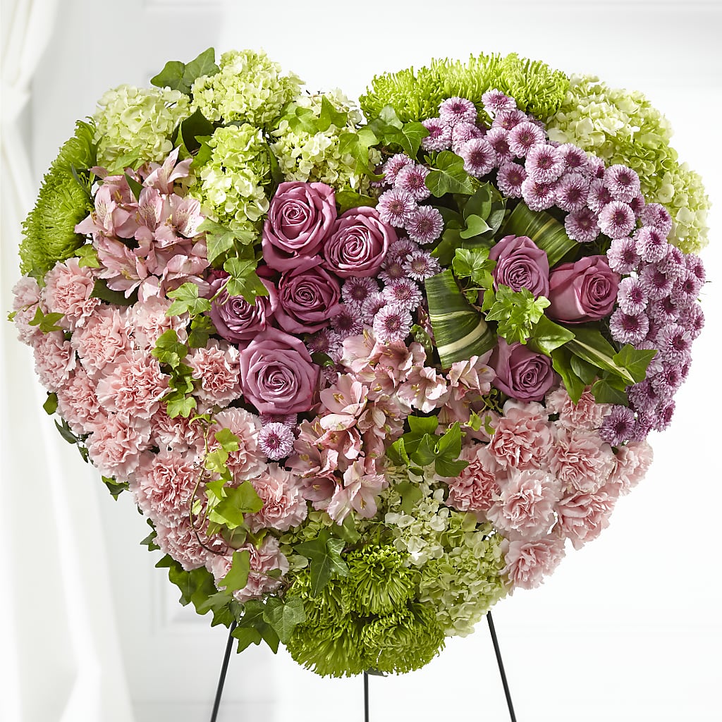 Heartwarming Standing Heart – C & C SENSATIONS, Waynesboro VA