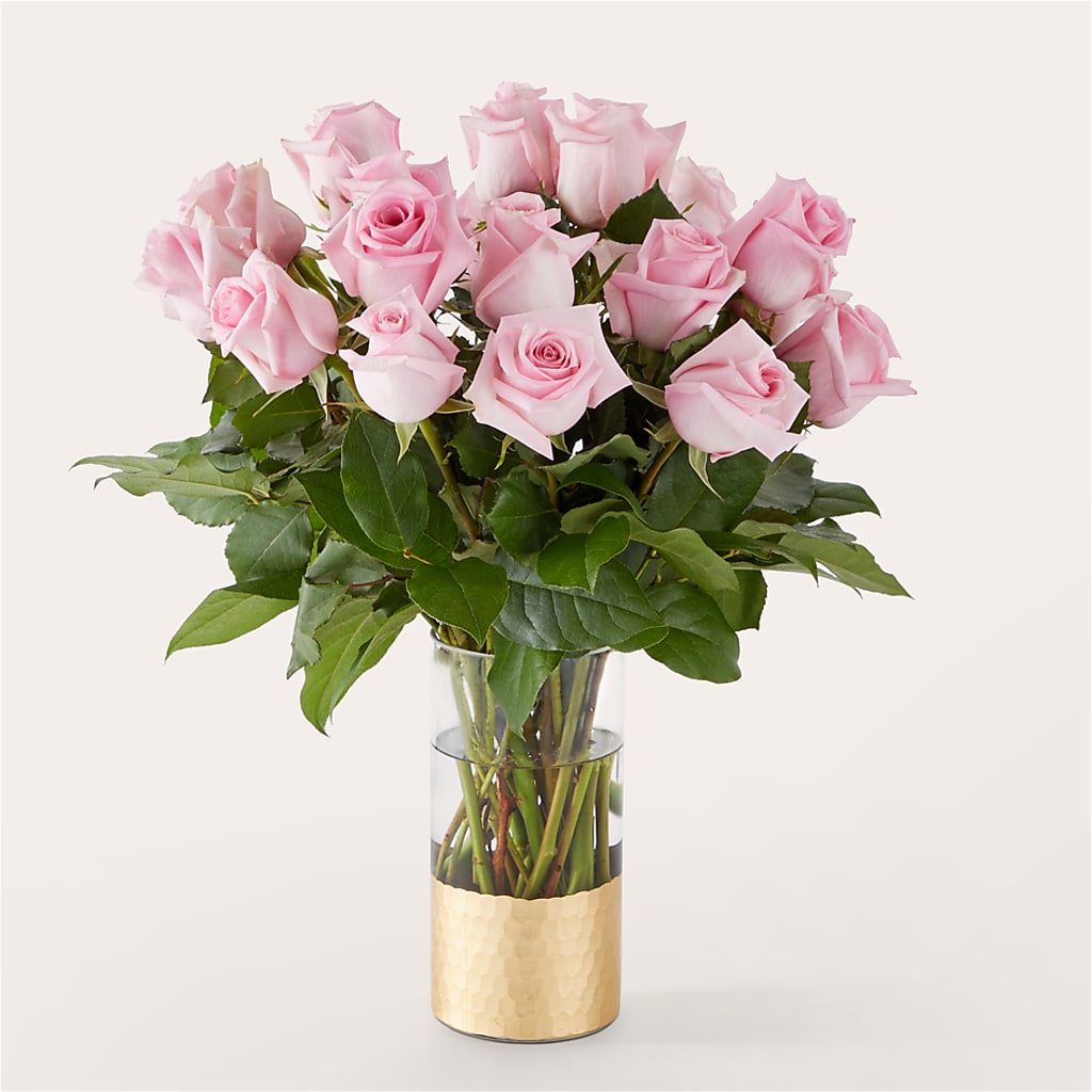 Picture Perfect Pink Rose Bouquet – C & C SENSATIONS, Waynesboro VA