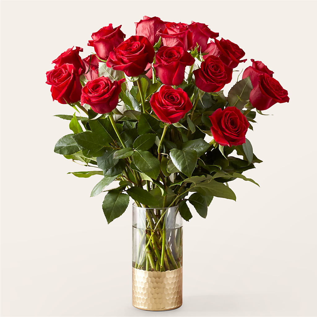 Classic Love Red Rose Bouquet – C & C SENSATIONS, Waynesboro VA