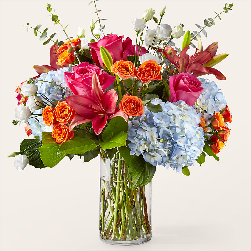 Awestruck Luxury Bouquet – C & C SENSATIONS, Waynesboro VA