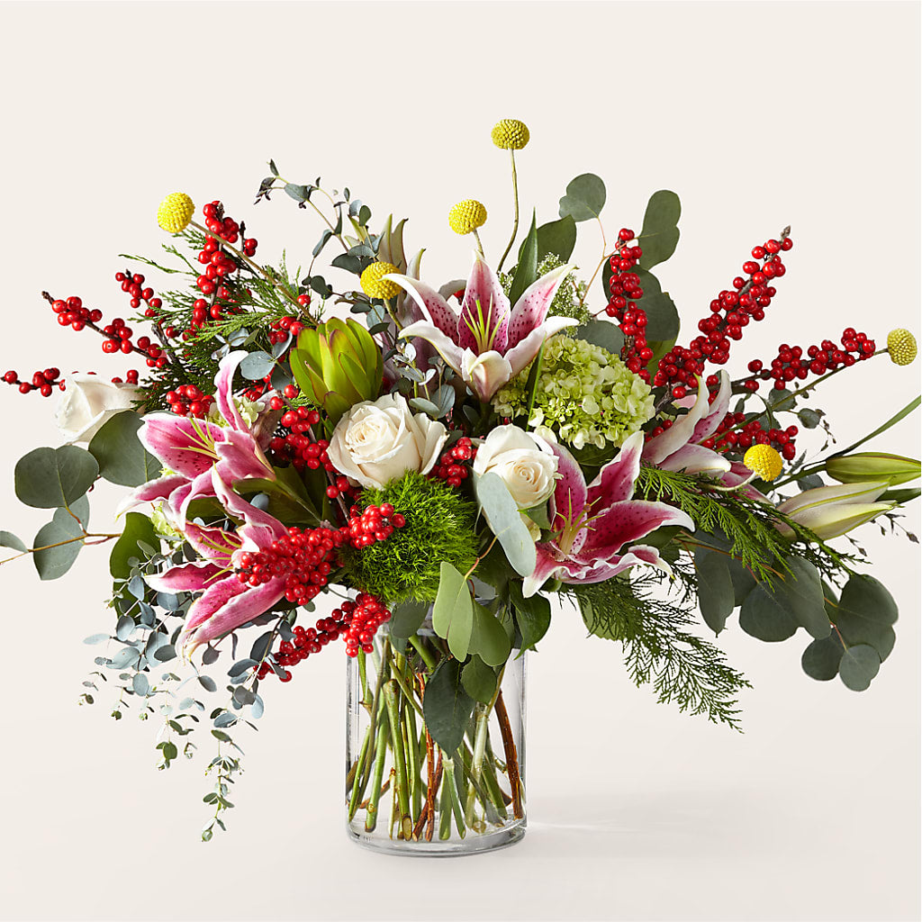 Berry & Bright Bouquet – C & C SENSATIONS, Waynesboro VA