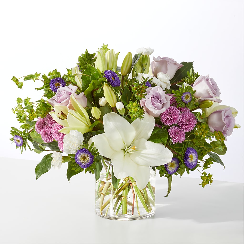 April Showers Bouquet – C & C SENSATIONS, Waynesboro VA
