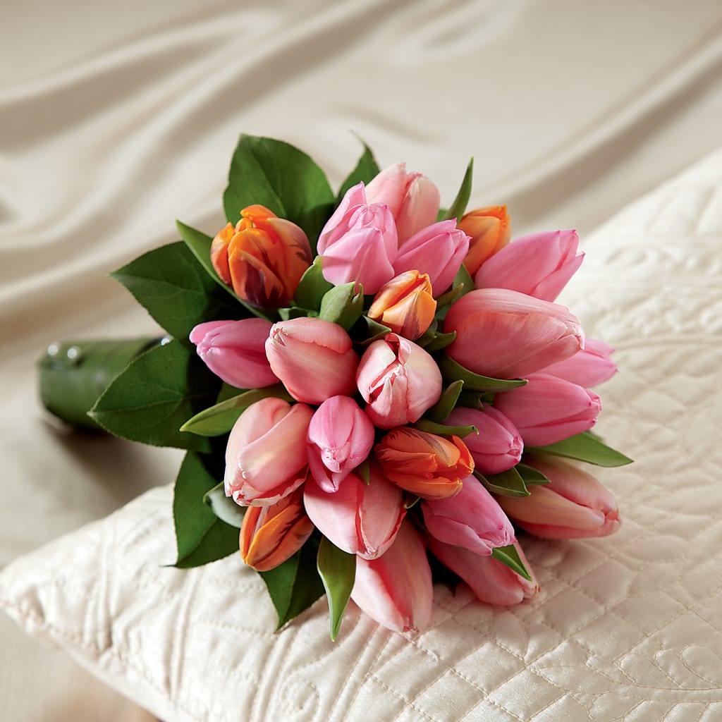 Embraceable Bouquet – C & C SENSATIONS, Waynesboro VA