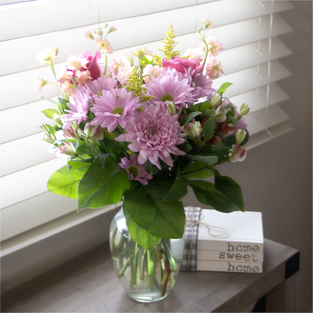 Pastel Tradition - A Florist Original – C & C SENSATIONS, Waynesboro VA