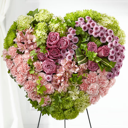 Heartwarming Standing Heart – C & C SENSATIONS, Waynesboro VA