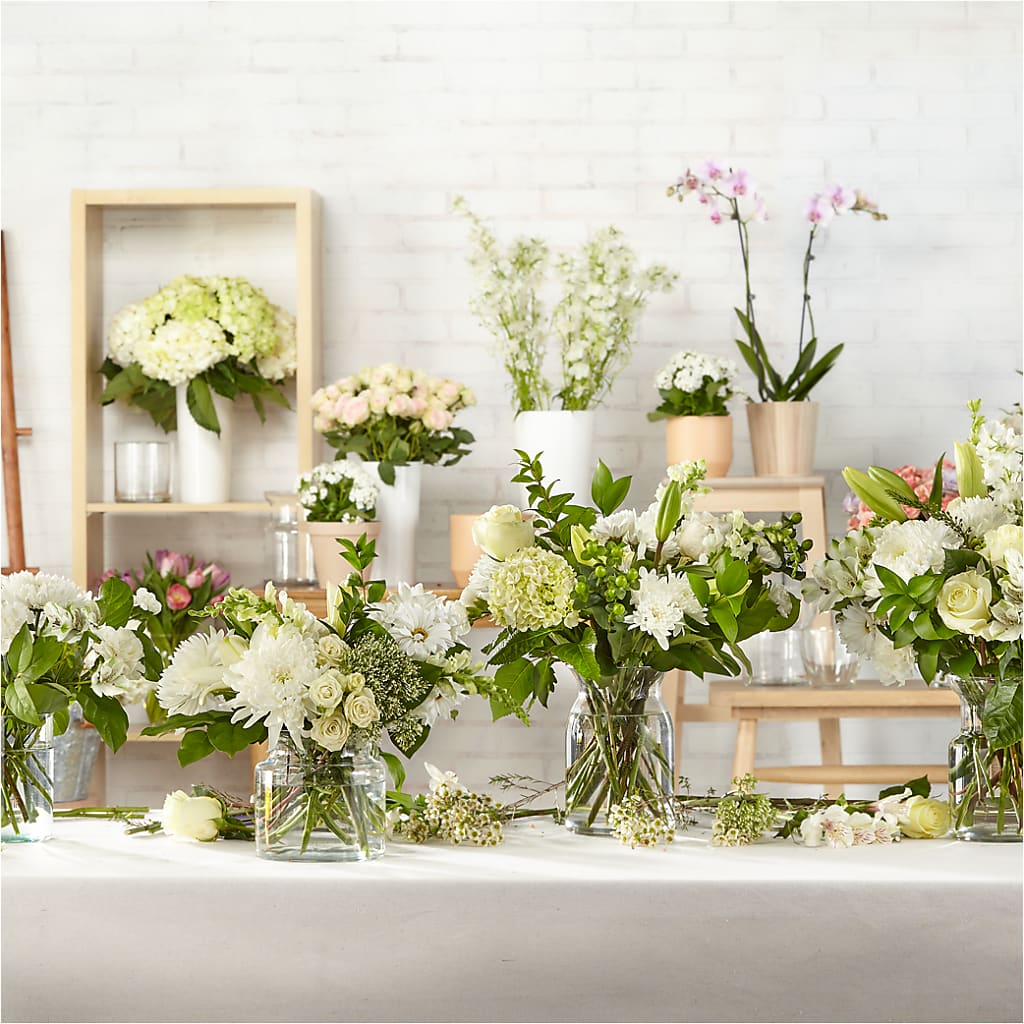 Classic Ivory – A Florist Original – C & C SENSATIONS, Waynesboro VA