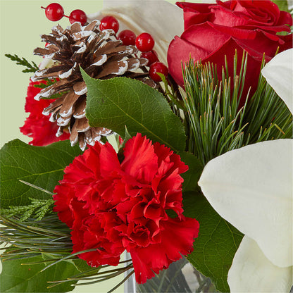 Glistening Icicles Bouquet – C & C SENSATIONS, Waynesboro VA