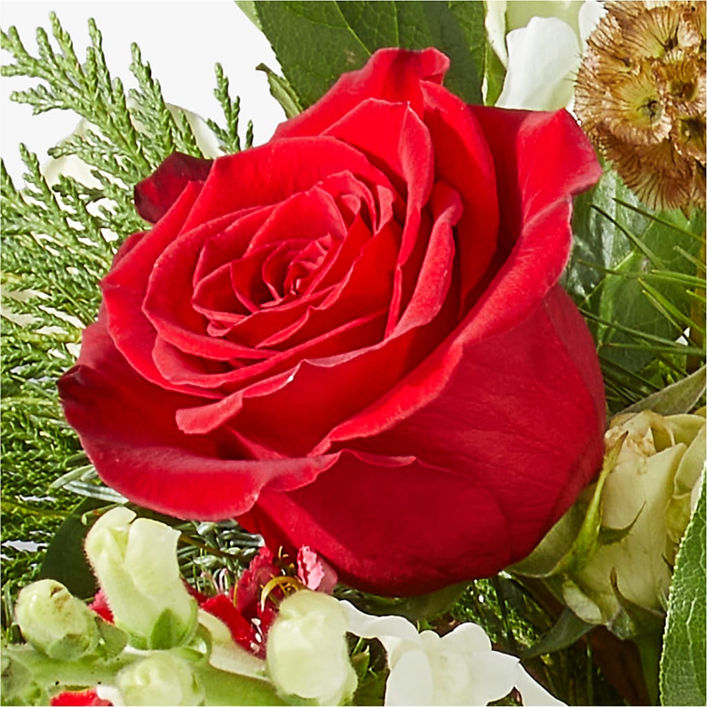Deck the Halls Bouquet – C & C SENSATIONS, Waynesboro VA