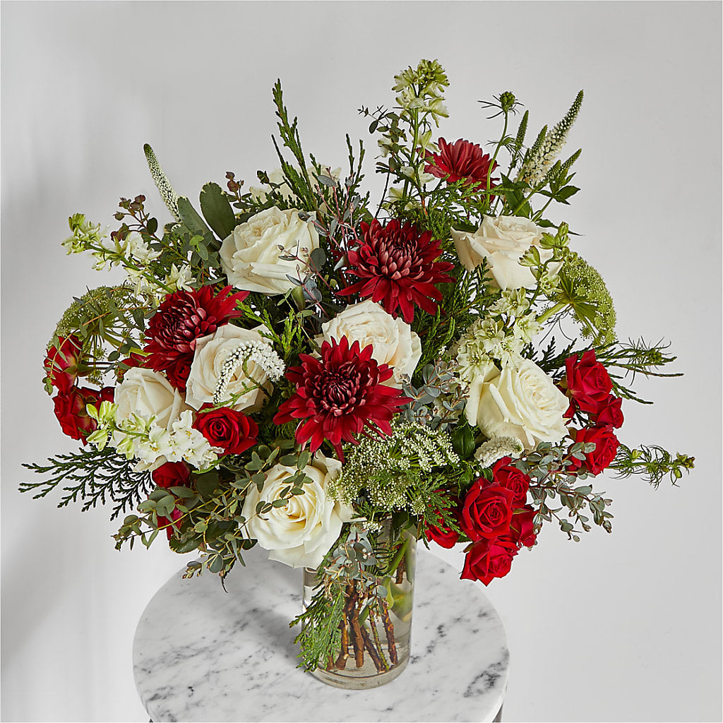 Favorite Traditions Bouquet – C & C SENSATIONS, Waynesboro VA