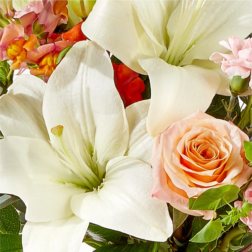 Grapefruit Splash Bouquet – C & C SENSATIONS, Waynesboro VA