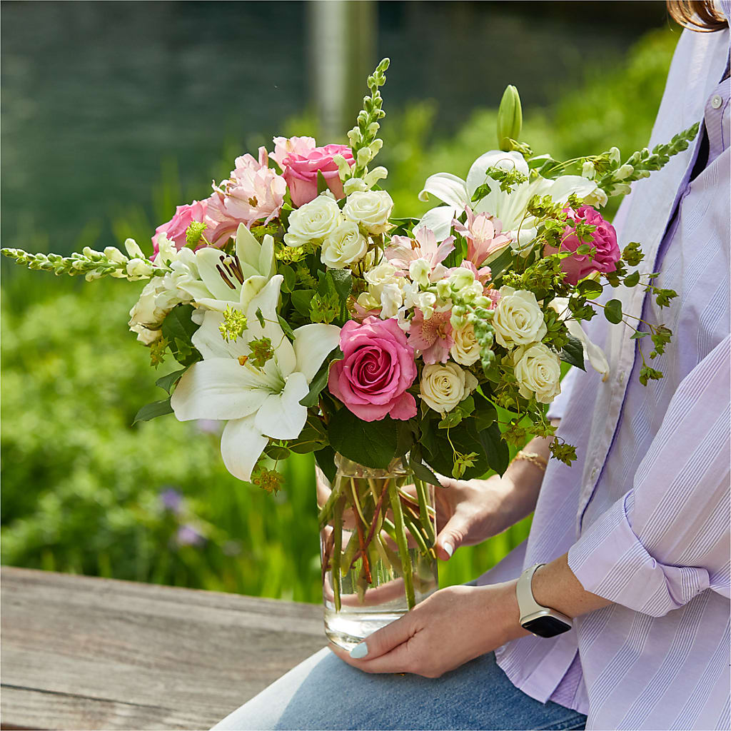 Fondly Bouquet – C & C SENSATIONS, Waynesboro VA